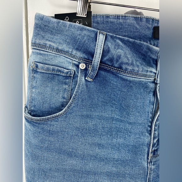 Hudson Mid rise Straight Jeans Pictured AS IS - Picture 6 of 12